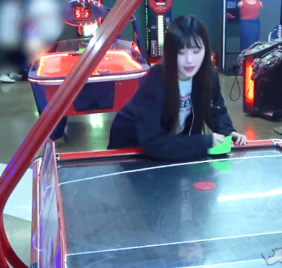 프로미스나인 채널9 하영편 게임한빵.GIF | 인스티즈
