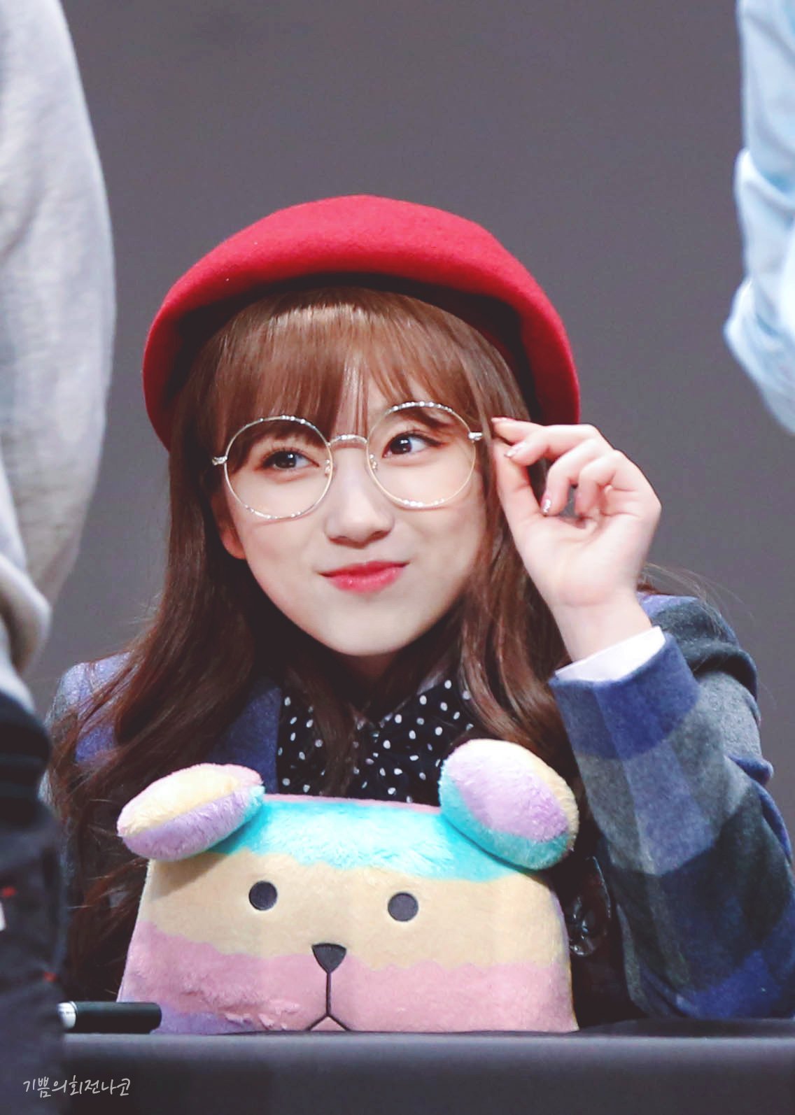 동글동글한게 짱귀탱인 아이즈원 나코.jpg | 인스티즈