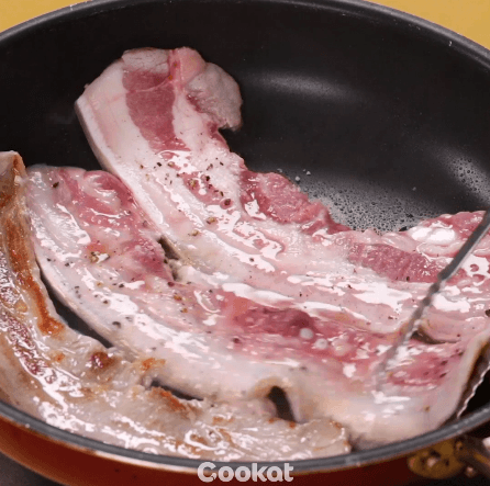 삼겹살 떡꼬치 제조 과정.gif | 인스티즈