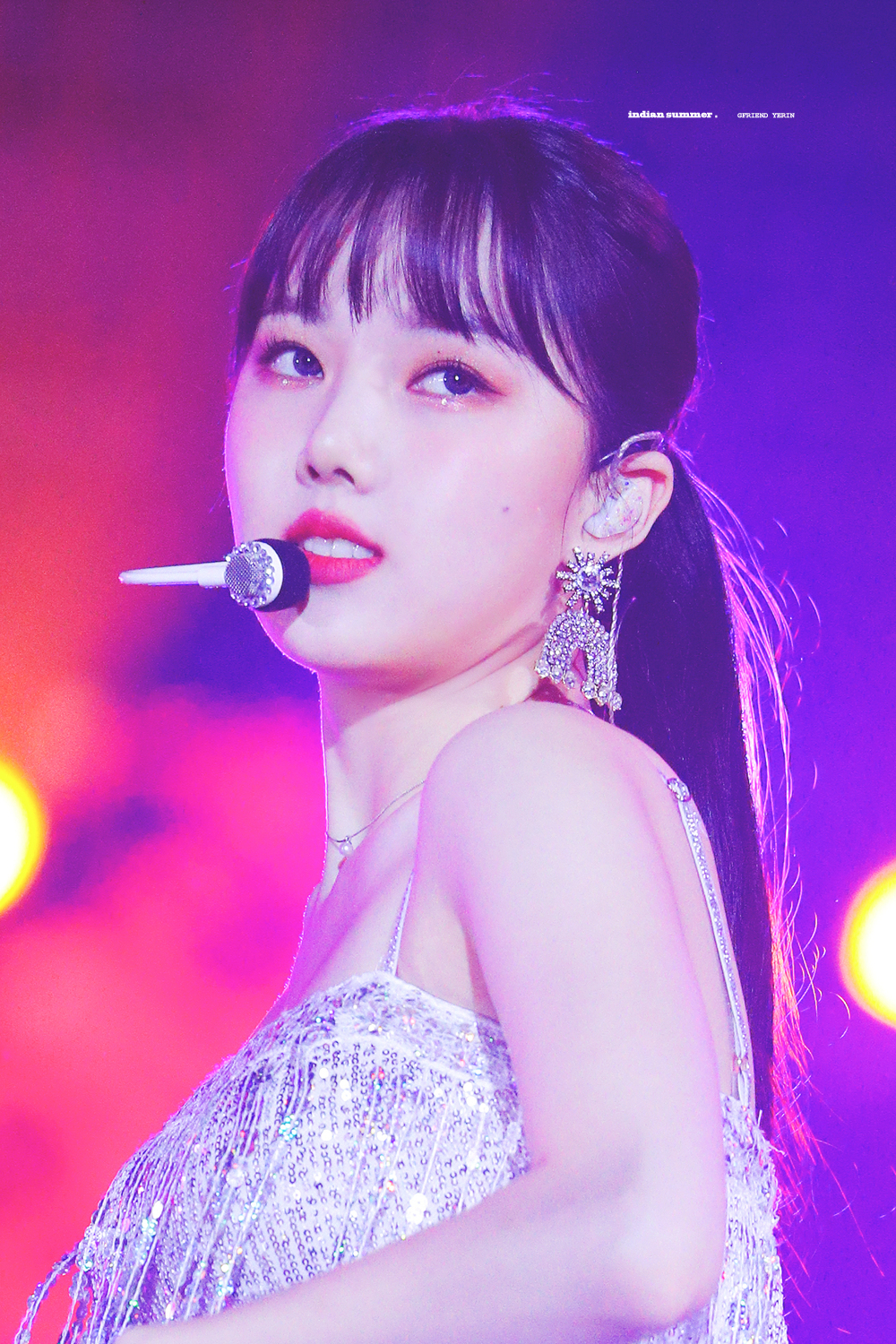 은근히 미인인 듯한 은갈치 패션의 여자친구 예린이.pgif | 인스티즈