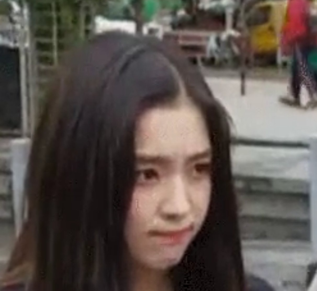 색다른 분위기의 저화질 레드벨벳 아이린들.jpg | 인스티즈