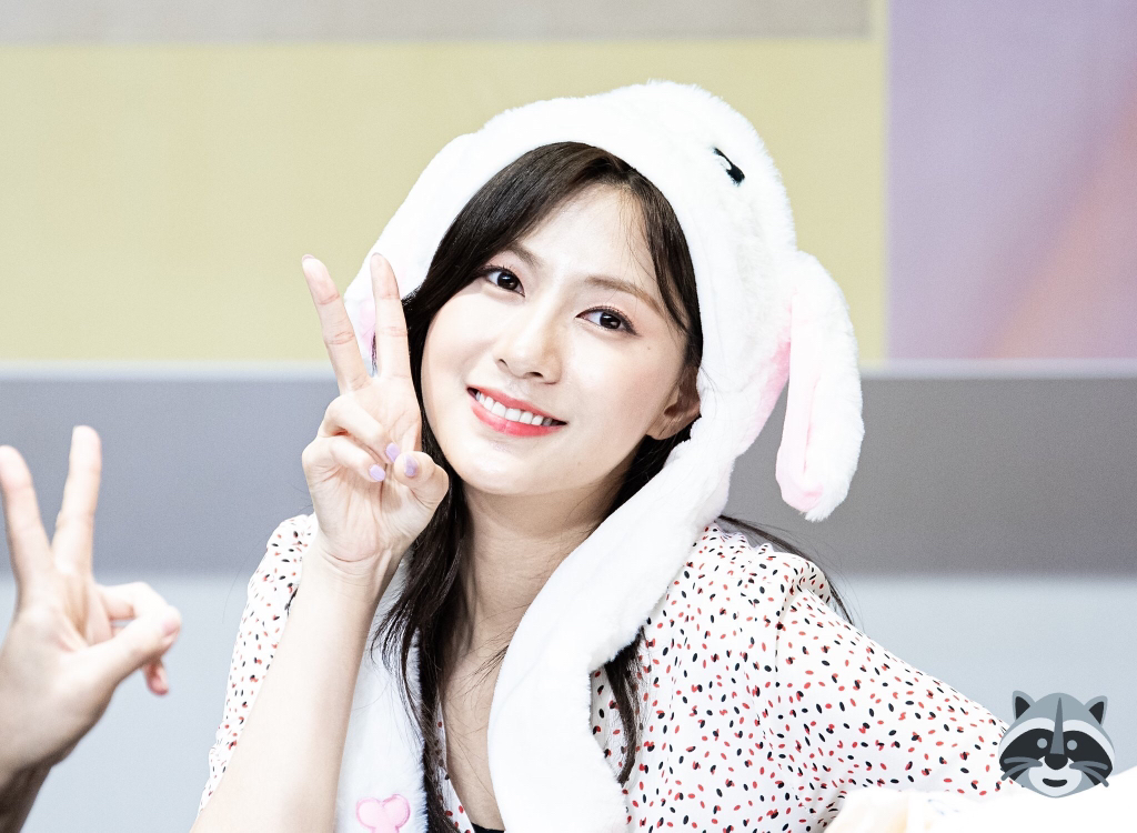 [에이핑크] 자몽 에이드 마셔서 하영이 | 인스티즈