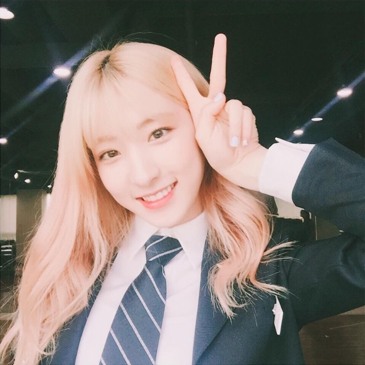 우주소녀 은서 금발 vs 흑발.jpgif | 인스티즈