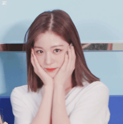 밤이 깊었으니 프로미스나인 이채영 | 인스티즈