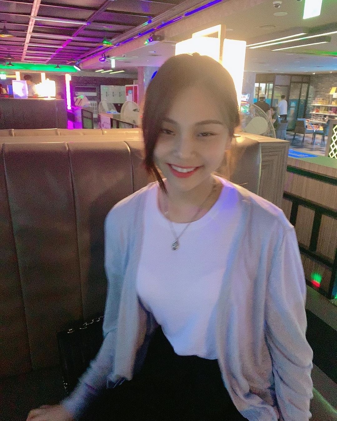 여자친구 인스타그램(엄지).jpg | 인스티즈