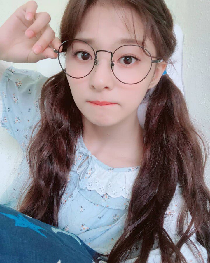 프로미스나인 이나경 | 인스티즈