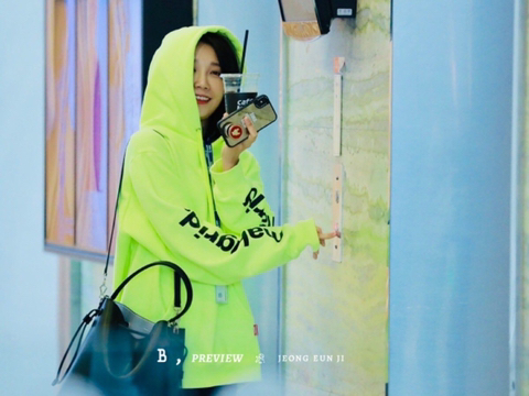 에이핑크 정은지 후드.jpg | 인스티즈