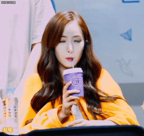 다른 멤버 찍다가 딱걸린 여자친구 신비 찍덕.gif | 인스티즈