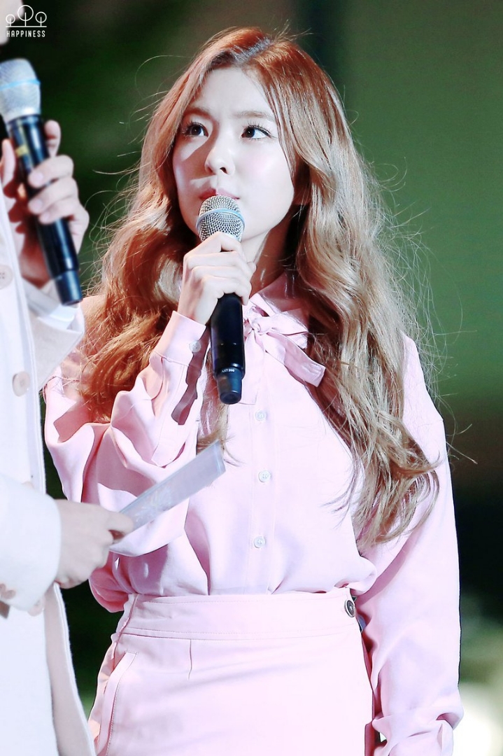 [레드벨벳] 휴무일은 근무일보다 4시간 더 잘수있어서 44일차 1일1아이린💗 | 인스티즈