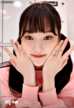 언니가 반지 그려준거 자랑하는 여자친구 예린이.gif | 인스티즈