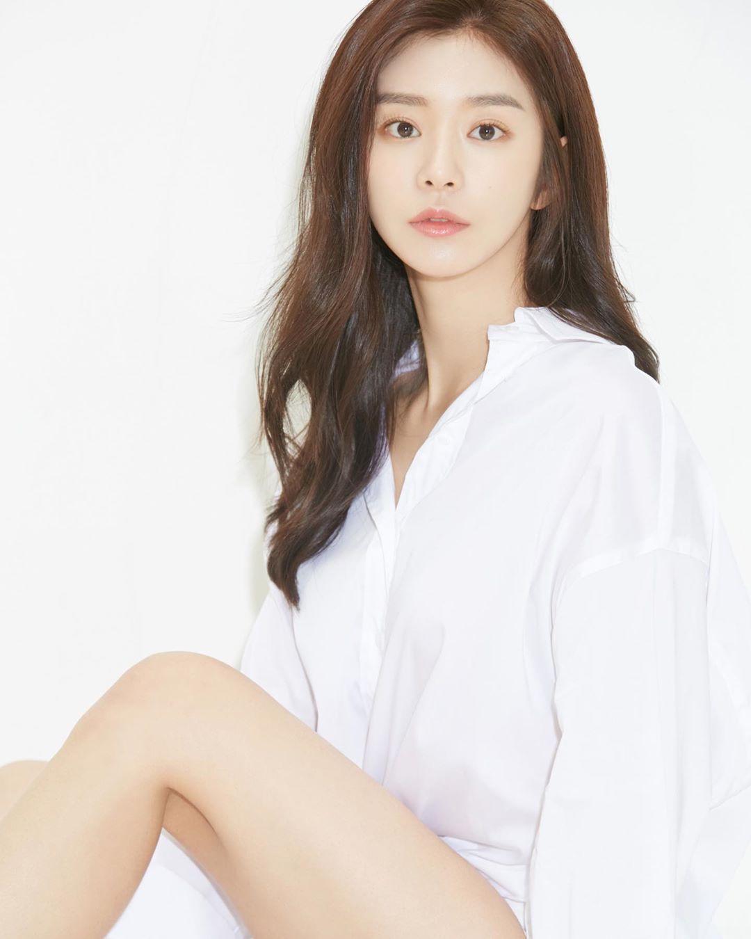 배우 이주빈 프로필 사진.jpg | 인스티즈