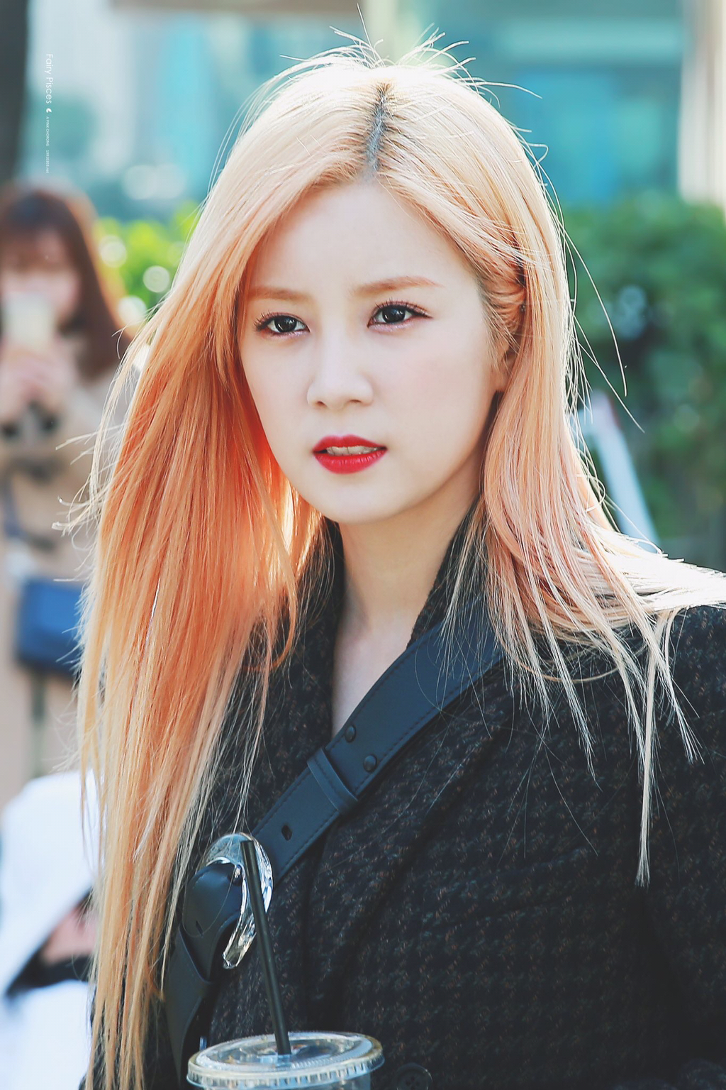 [에이핑크] 여유로운 생일을 보내고 있어서 박초롱 | 인스티즈