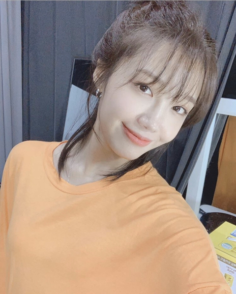 은근히 피부 좋은 에이핑크 정은지.jpg | 인스티즈