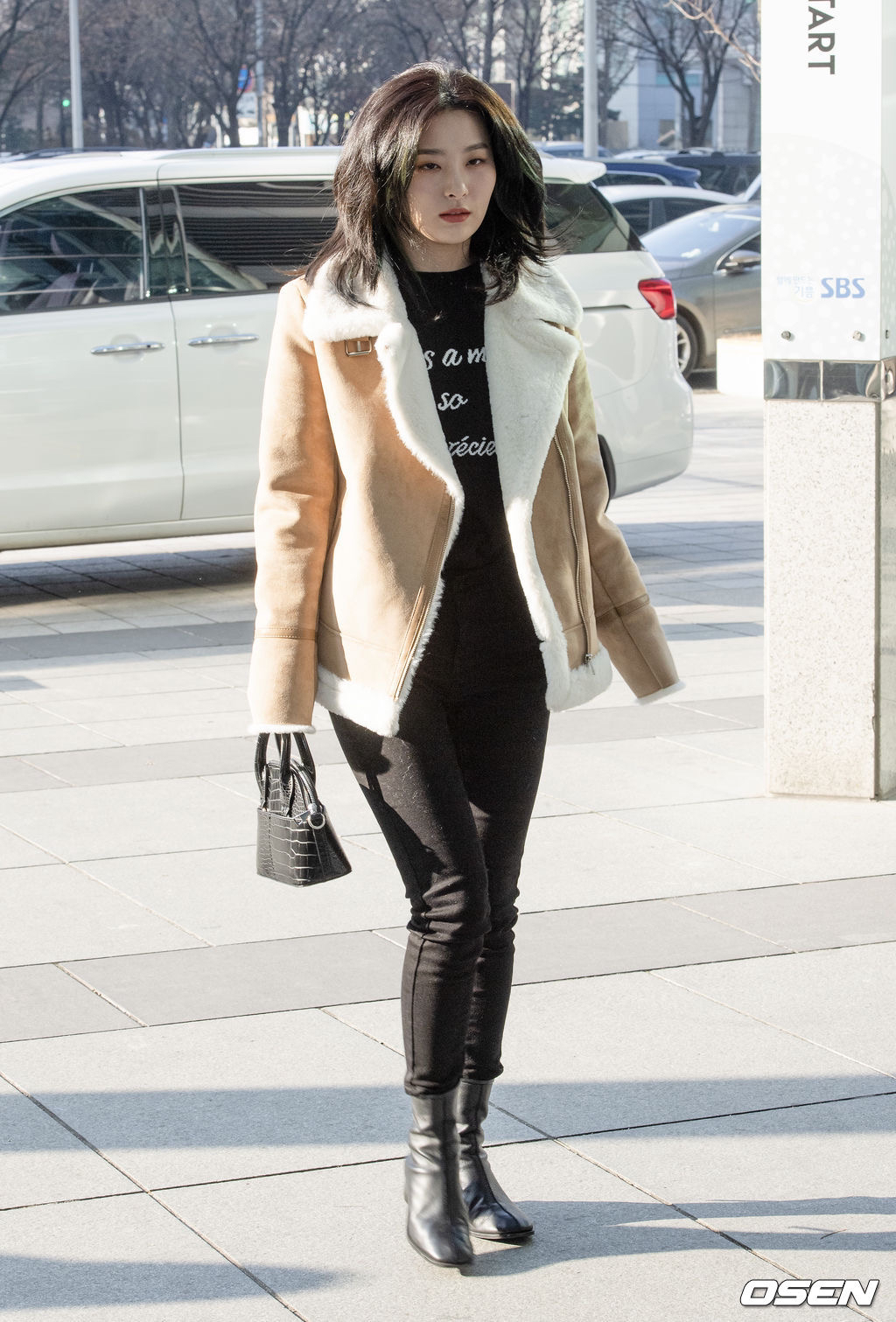 컬투쇼 출근하는 레드벨벳 슬기 웬디.jpg | 인스티즈