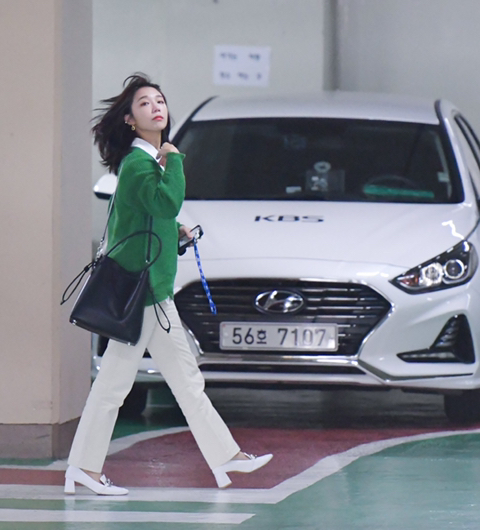 라디오 출퇴근 하는 에이핑크 정은지 모음.jpg | 인스티즈