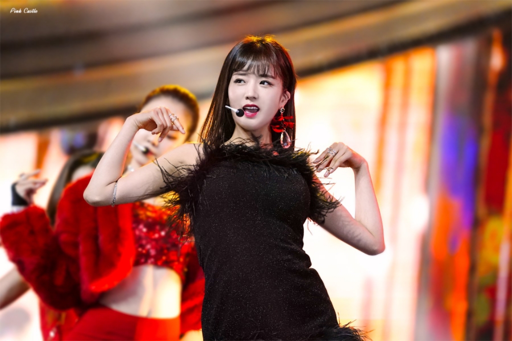 아침을 여는 에이핑크 윤보미 | 인스티즈