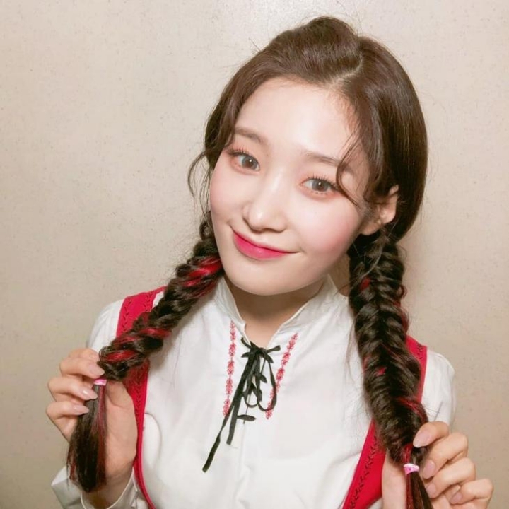 양갈래 머리한 아이오아이 멤버 모음 .jpg | 인스티즈