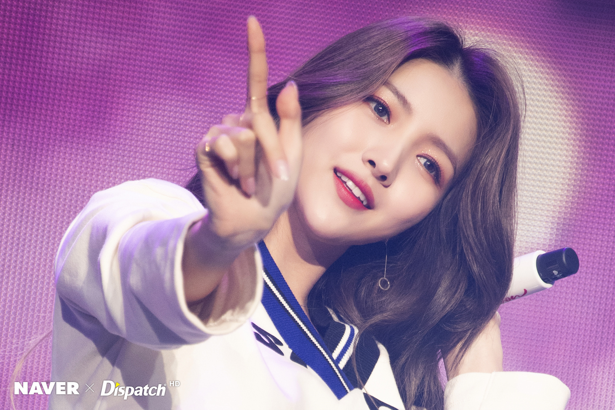 팬미팅에서 다들 은근히 미인이었던 여자친구.dispatch | 인스티즈