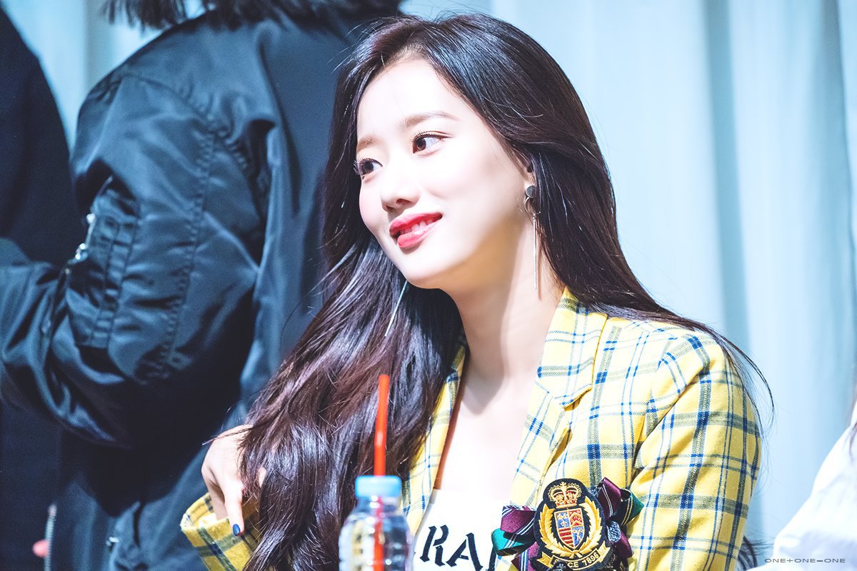 화관쓴 에이프릴 나은이.jpg | 인스티즈