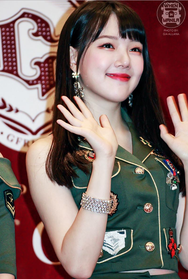 은근히 미인이지만 가끔은 귀여운거 같기도 한 여자친구 예린이.jpgif | 인스티즈