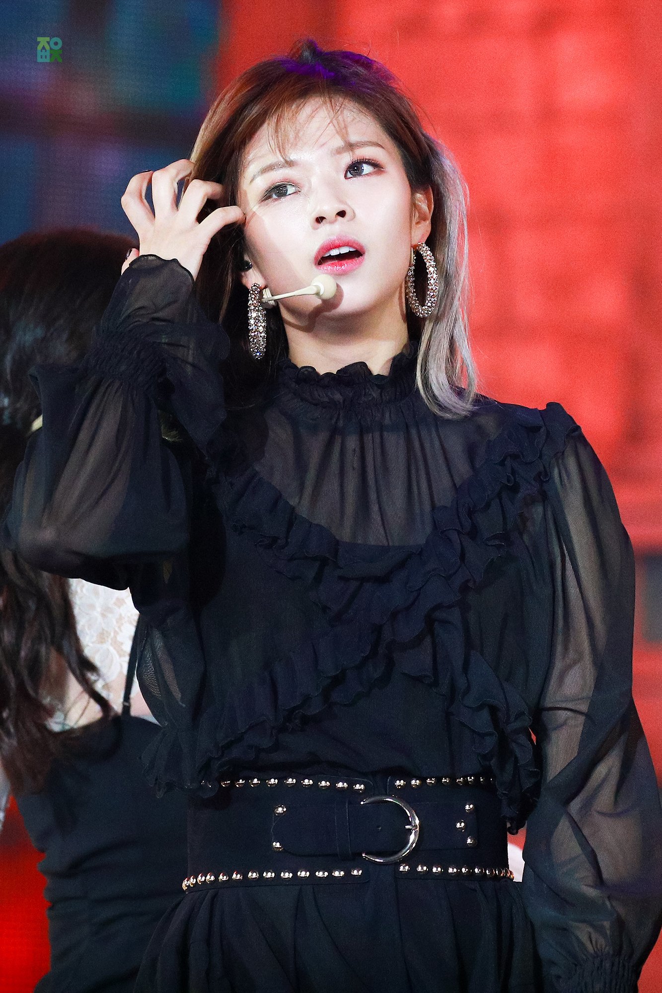 최근 트와이스 정연이의 미모.jpgif | 인스티즈