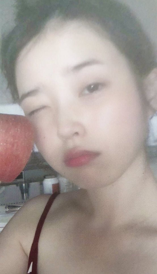 아이유 무대뒤 여친짤 대방출.jpg | 인스티즈