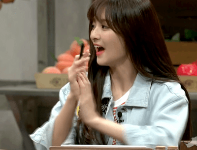 프로미스나인 이나경 gif | 인스티즈