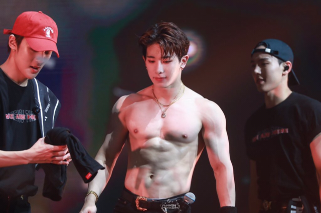 어좁 탈출한 남자 연예인들.jpg | 인스티즈