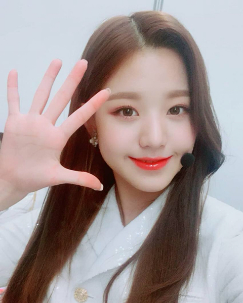 아이즈원) 원영아! 뭘 준비하는거야..? | 인스티즈