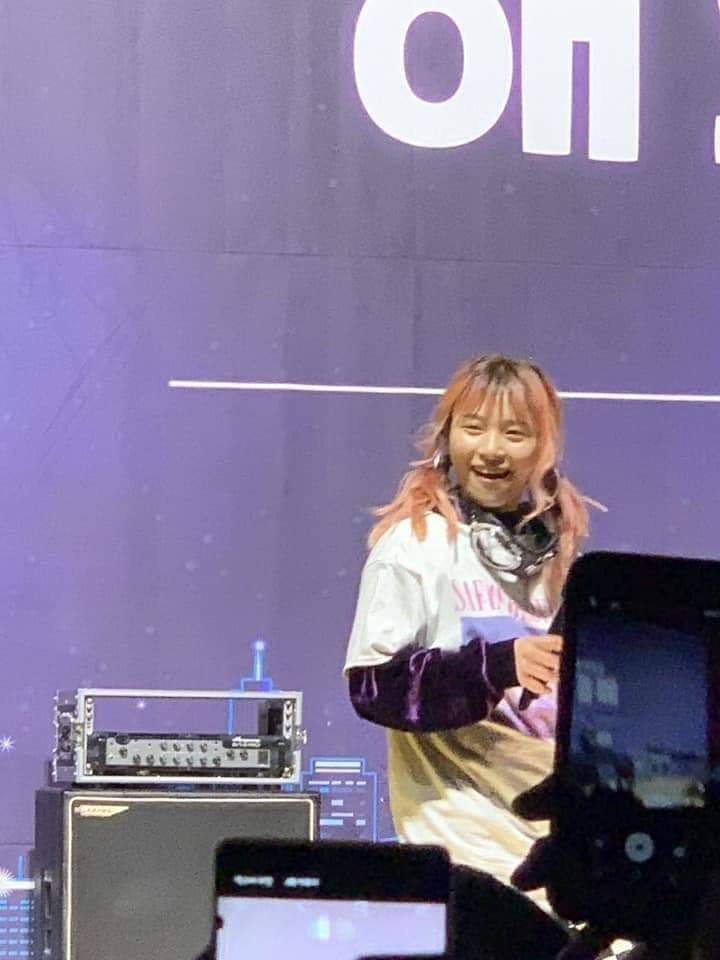 지난 공연장에서 나온 혼란의 재키와이 실물 짤 .jpg | 인스티즈