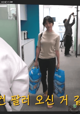 움짤다수) 아침마다 코가 커지는 네네누나.gif | 인스티즈