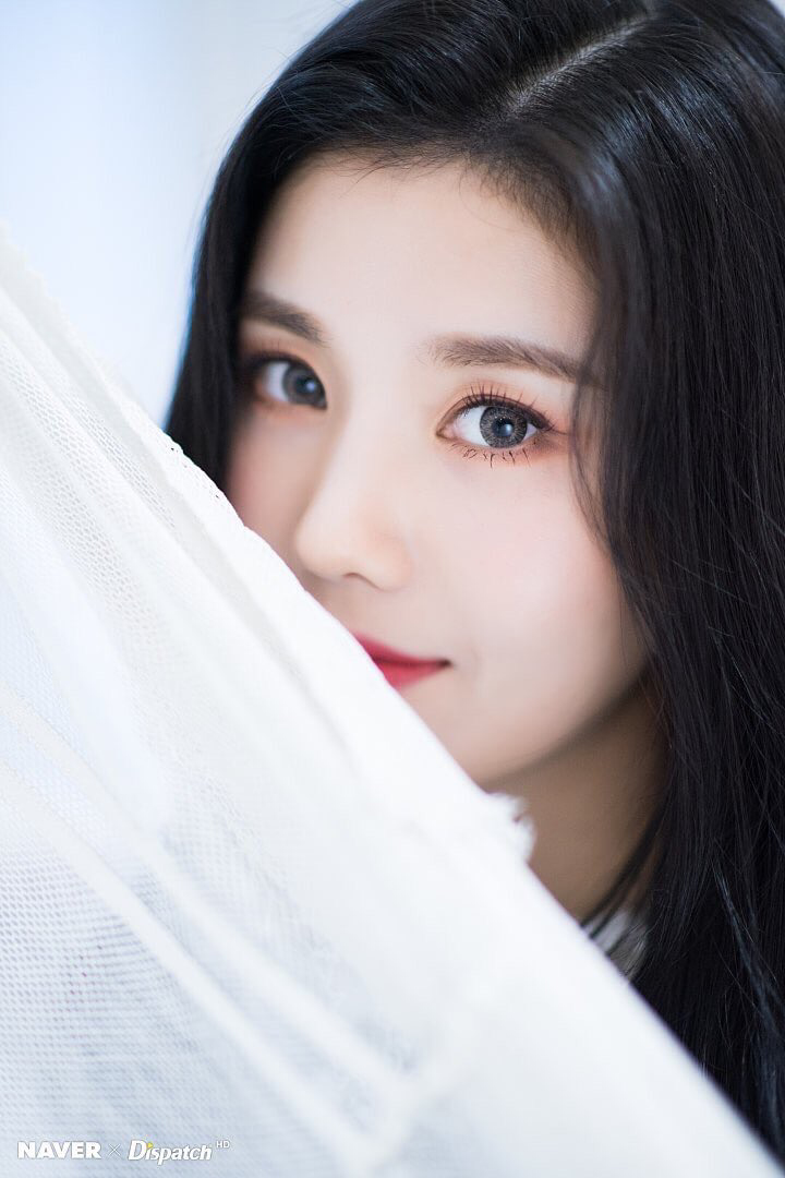 [아이즈원] 주말에 여사친님과 만날 약속을 잡아서 권은비 | 인스티즈