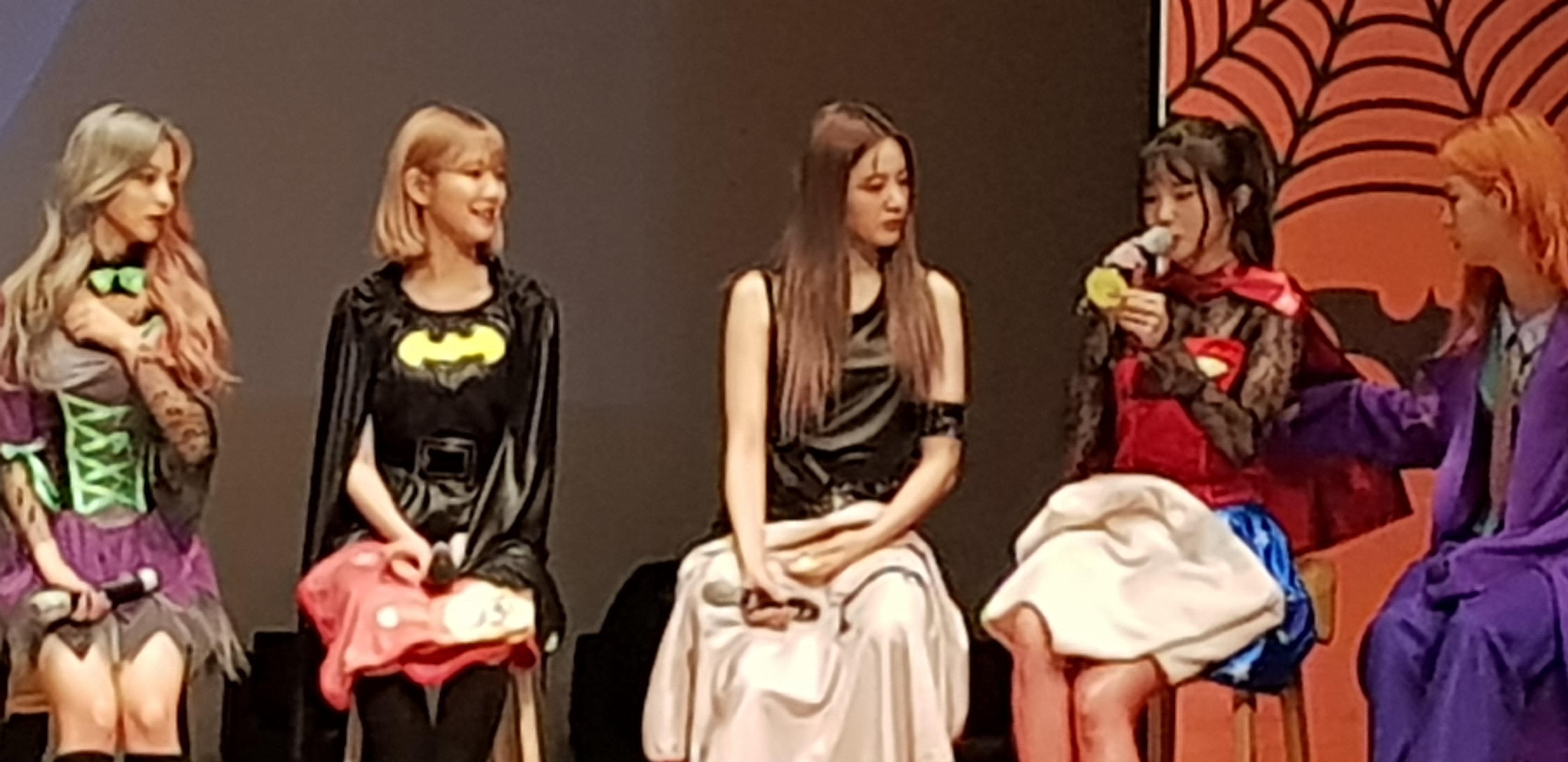 프로미스나인 할로윈 파티 | 인스티즈