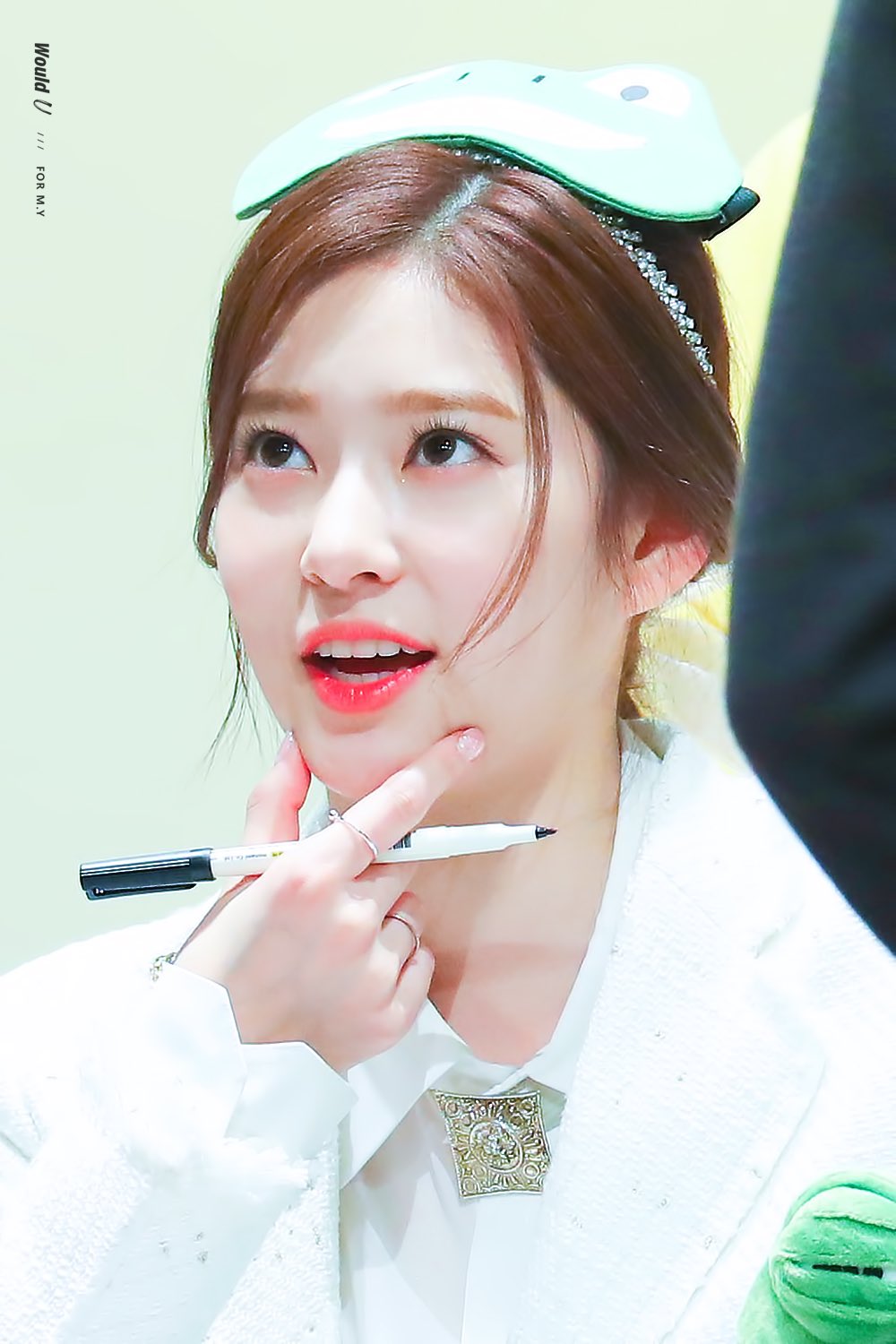 아이즈원의 밍구리 김민주.jpgif | 인스티즈