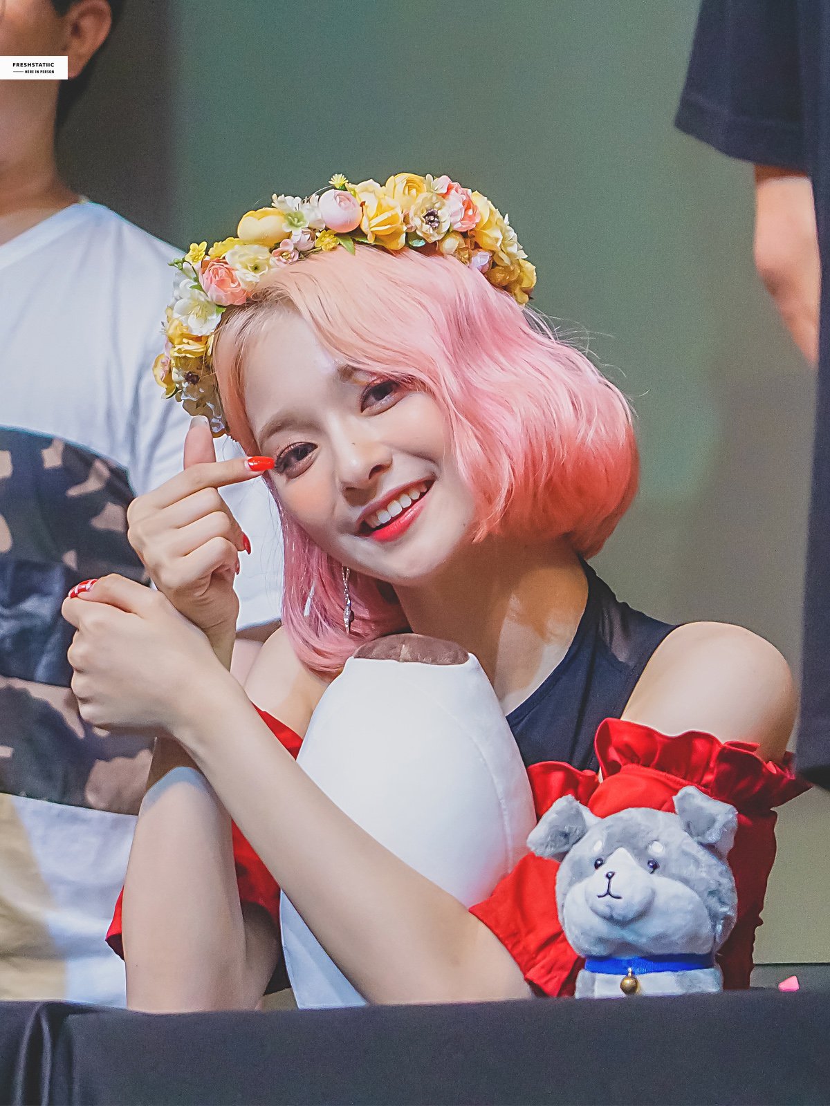 프로미스나인 이나경 | 인스티즈