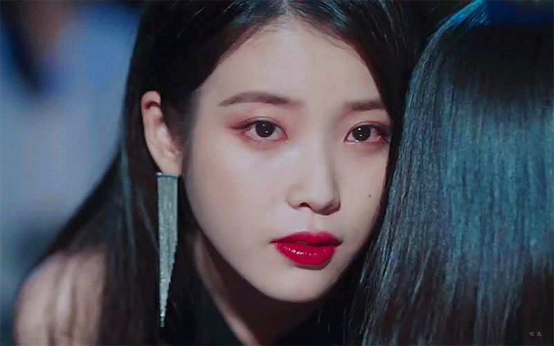 얼굴에 청순함과 섹시함이 공존하는 매력적인 여배우.gif | 인스티즈