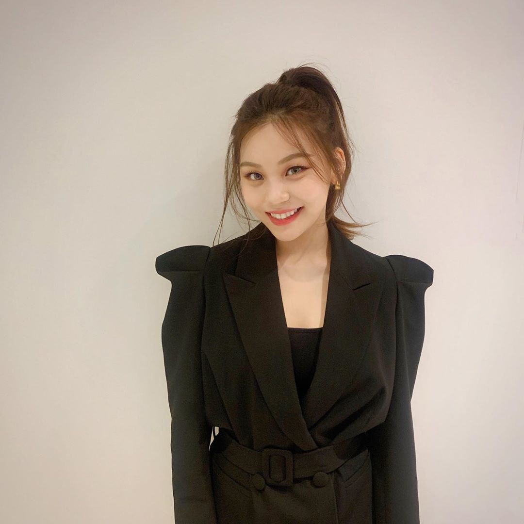 은근히 미인인 듯한 여자친구 엄지.jpgif | 인스티즈