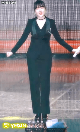 나른한 오후에 보니까 은근히 미인인 듯한 여자친구 예린이.jpgif | 인스티즈