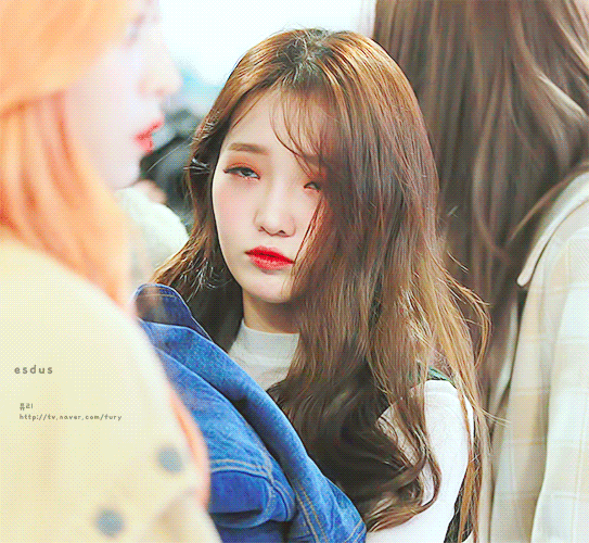 머리 쓰담쓰담 당하는 노지선 | 인스티즈