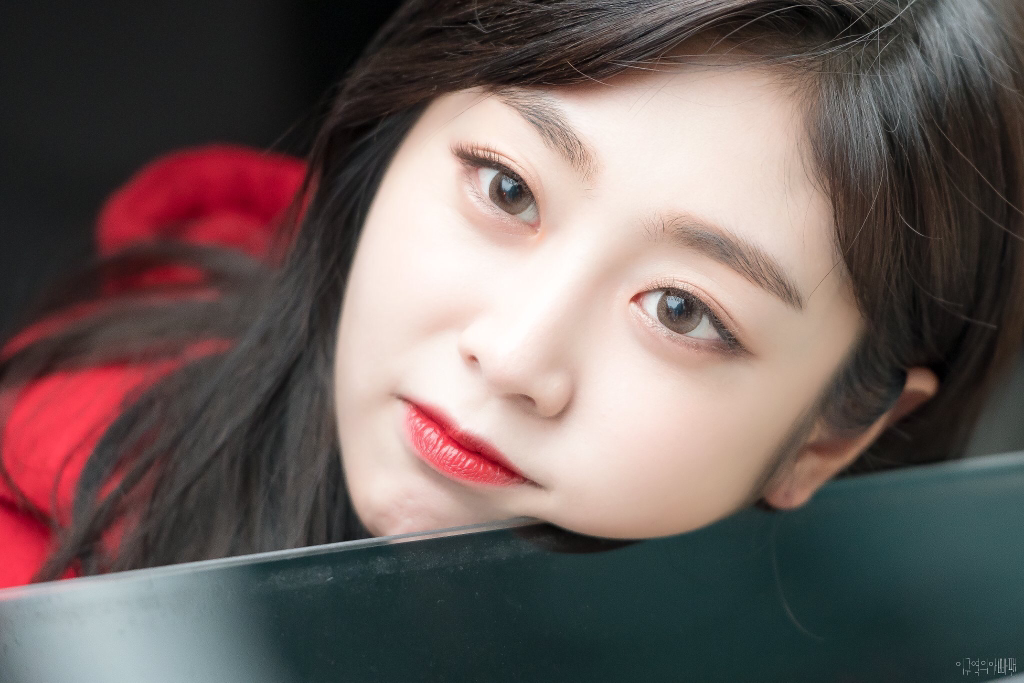 [러블리즈] 앨범이 도착해서 지수 | 인스티즈