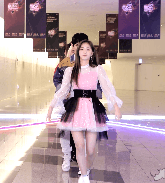 MAMA릴레이댄스 프로미스나인 귤꼬.GIF | 인스티즈