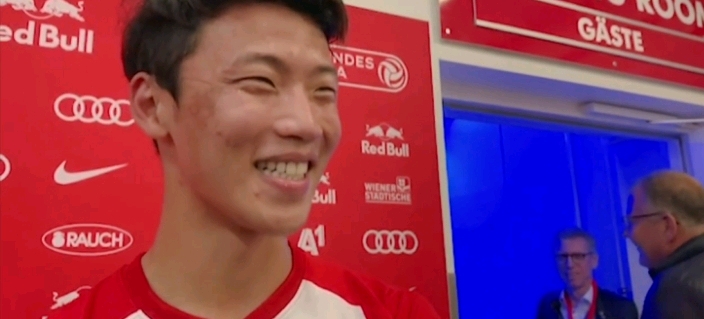 리버풀 경기 직전 반다이크 어찌 상대할지 띵킹 해본다던 황희찬.jpgif | 인스티즈