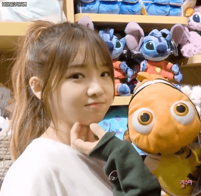 눈빛이 매력적인 아이돌 | 인스티즈