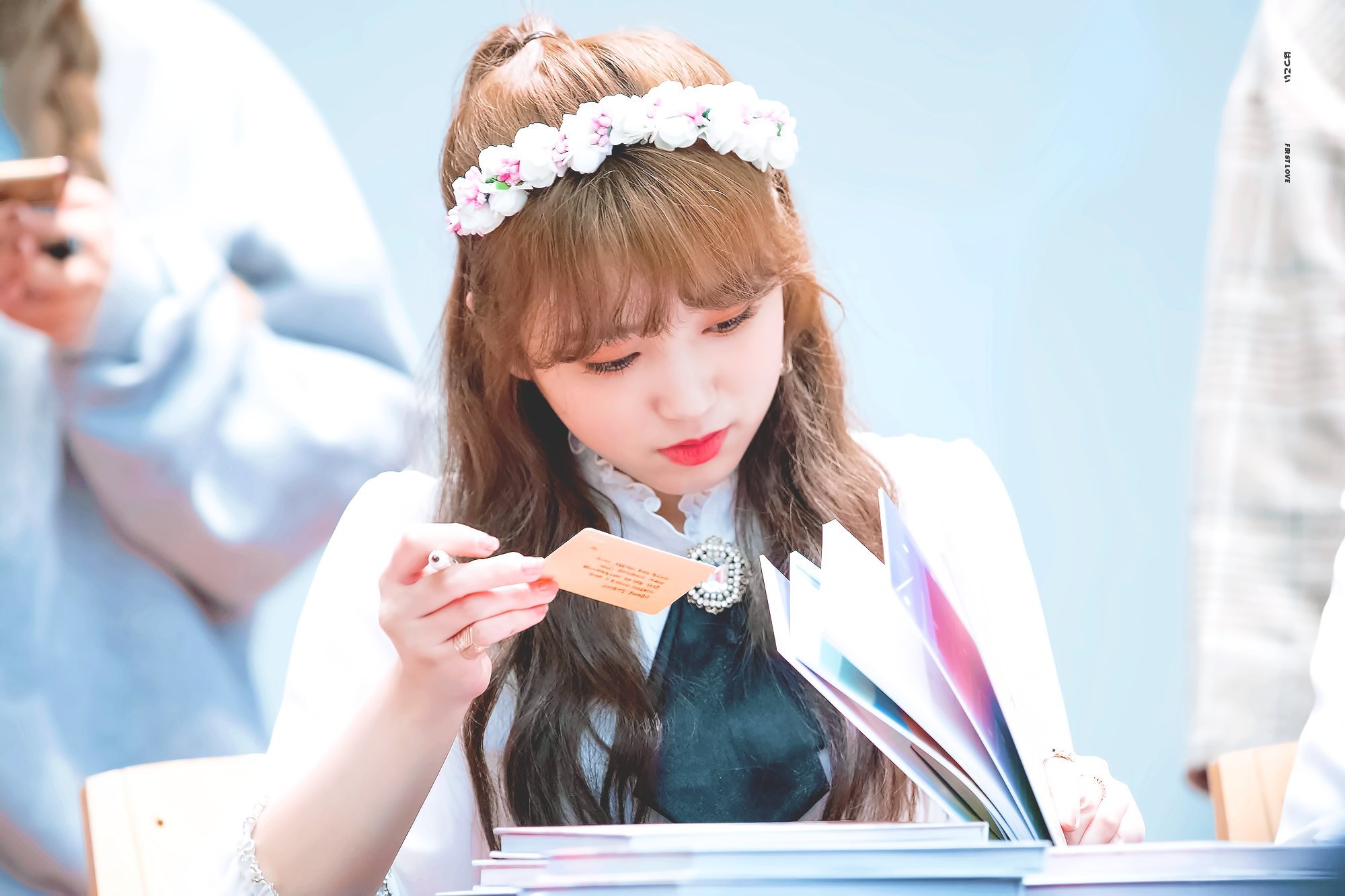 동글동글한게 짱귀탱인 아이즈원 나코.jpg | 인스티즈