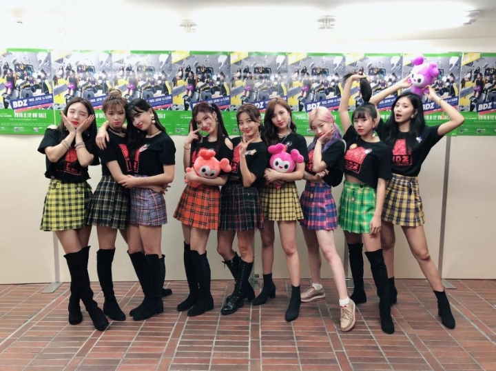 트와이스 2019 돔투어 플랜발표 ㄷㄷㄷ KPOP 걸그룹 역대 최초 도쿄돔 2일 ㄷㄷㄷㄷ | 인스티즈