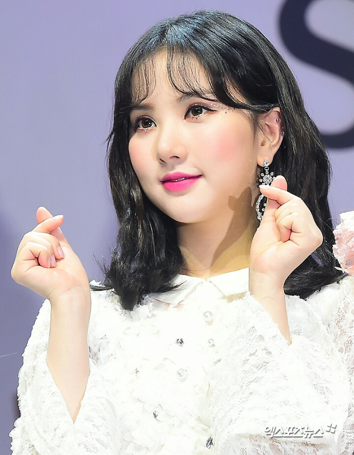 190114 여자친구 쇼케이스 현장.jpg | 인스티즈