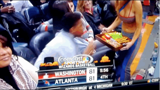 무언가를 보고 놀란 아이.gif | 인스티즈