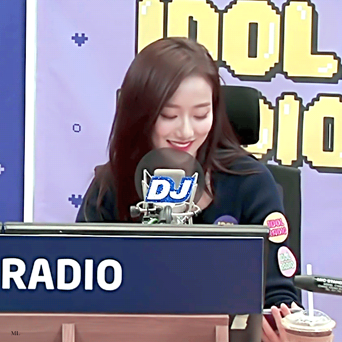 아이돌라디오 출연한 이나은.jpgif | 인스티즈