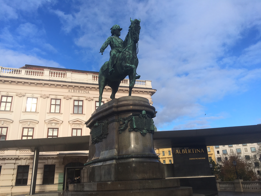 Albertina Museums,Wien feat.나연이 등장!!! | 인스티즈