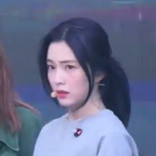 색다른 분위기의 저화질 레드벨벳 아이린들.jpg | 인스티즈